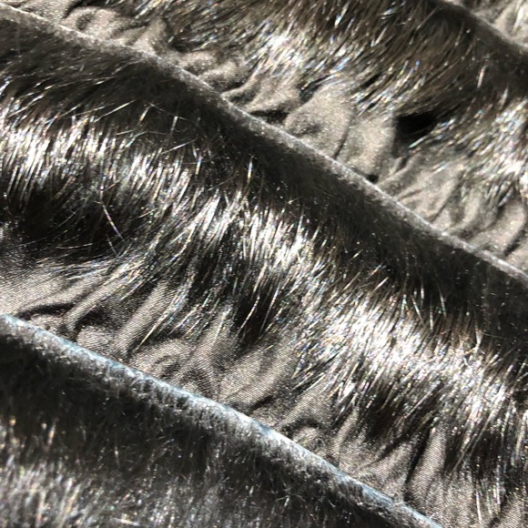 Dino Gaspari black rabbit fur silk vest medium - Picture 6 of 12